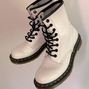 Womens Dr. Martens 1460 8-Eye Boot - White (Size: 6)